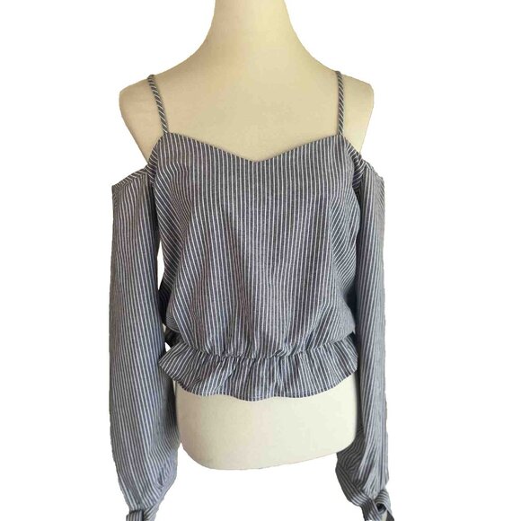 Nasty Gal Emory Park Cold Shoulder Top M Blue NWOT - Picture 10 of 11